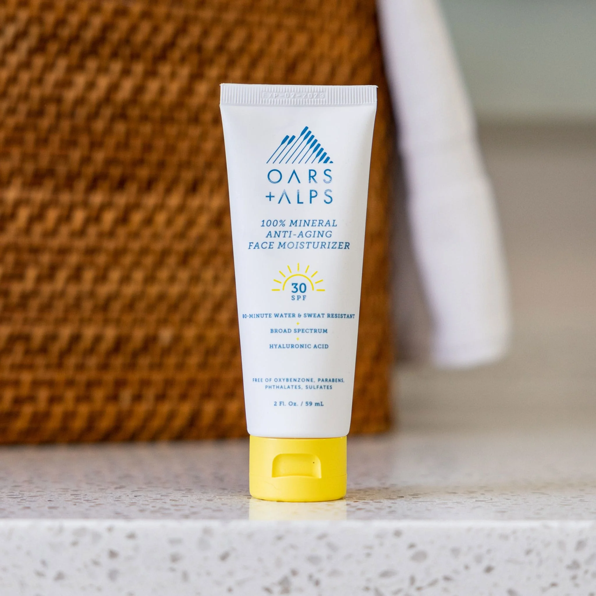 100% Mineral Anti-Aging Face Moisturizer with SPF 30 - Image 4